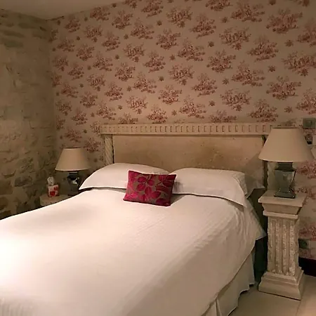 Poppy's Retreat Bréville